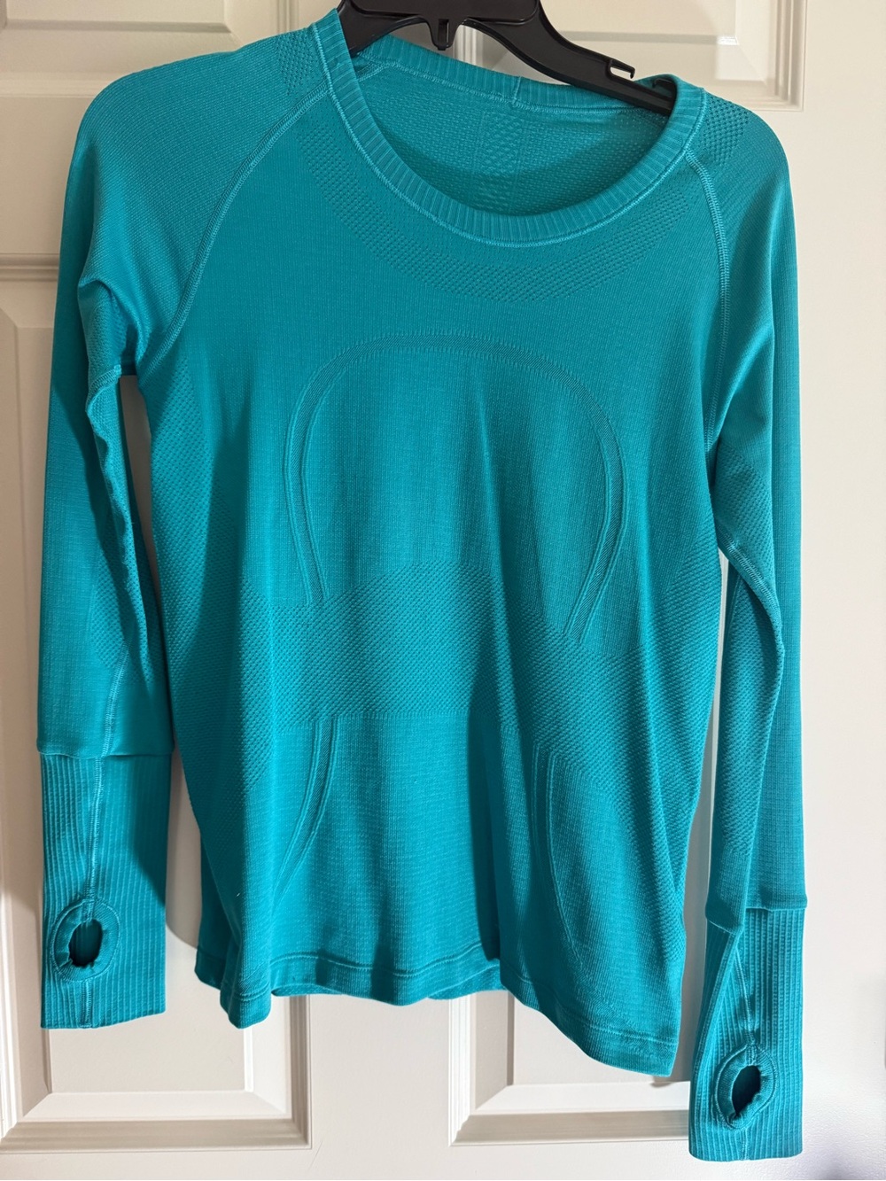 lululemon athletica Long Sleeve Athletic Top in Teal